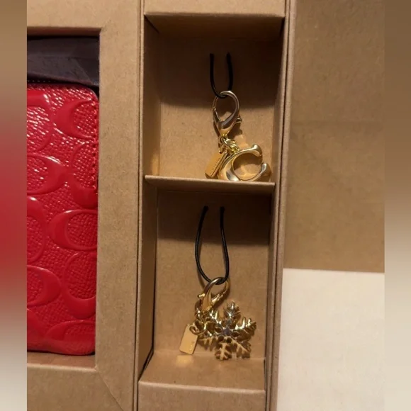 Coach Red Embossed Wristlet giftbox...$199 Retail - Picture 6 of 6